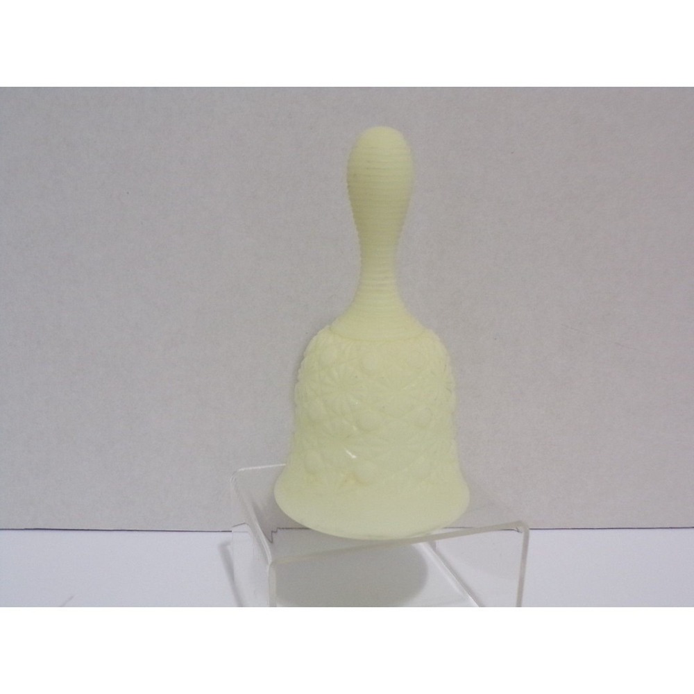 Fenton Bell Daisy and Button‎ Custard Uranium Glass Vintage 6" Tall Tested Glows
